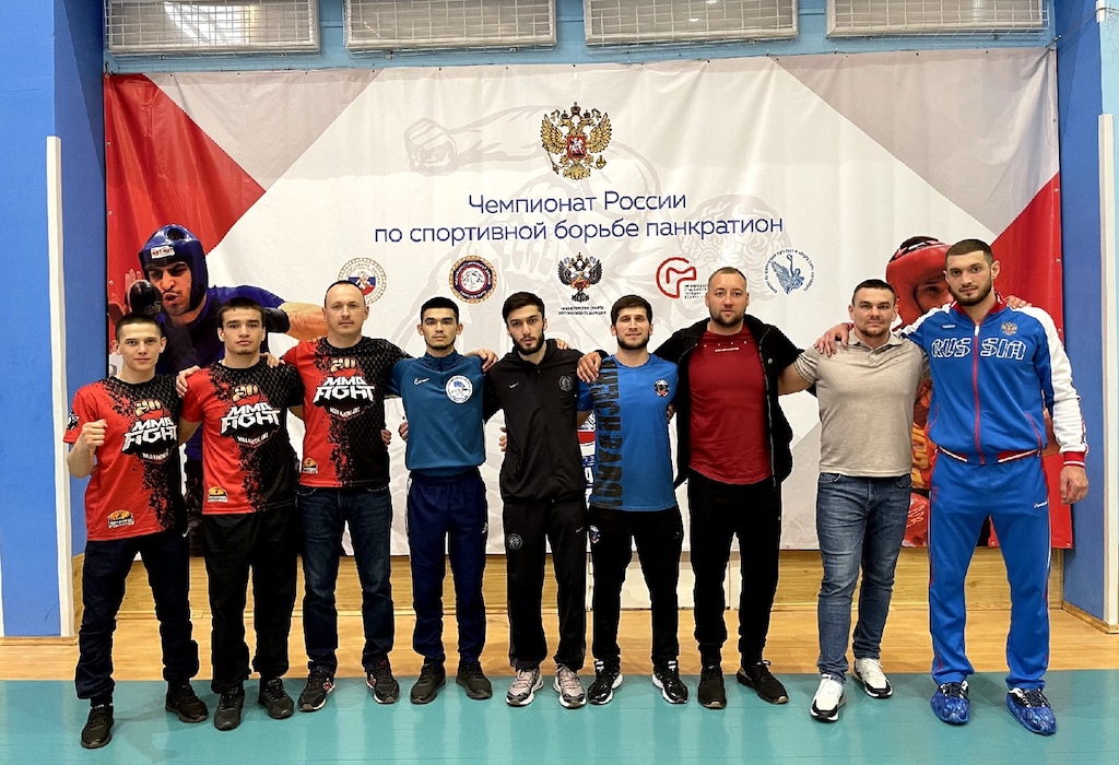 Тоболяк Александр Лонготкин одержал победу на чемпионате России по панкратиону